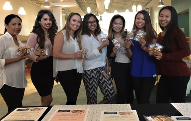 Student Affairs Hands Out 1,200 Cookies at WCU-LA