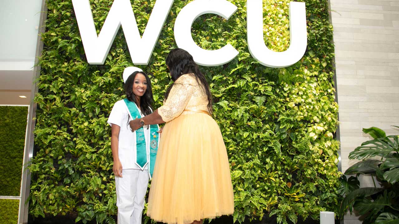 WCU-Texas BSN Graduate Didn‘t Let Early Stumble Knock Her Off Path of Becoming Nurse